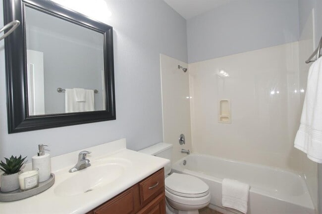 Building Photo - 12513 Capitol Saddlery Trail