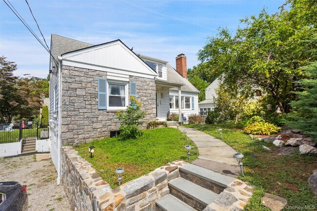 Building Photo - 69 Ardell Rd