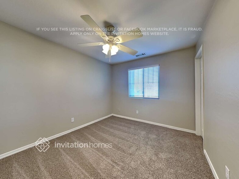 Building Photo - 18619 W Sanna St