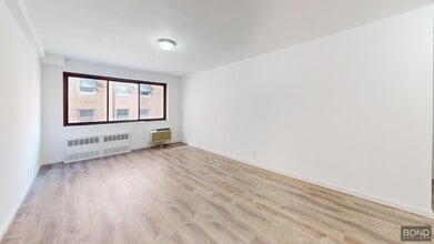 Building Photo - 85 Eighth Avenue