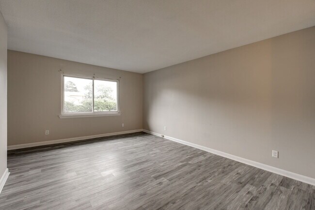 Building Photo - 3814 Cherwood Ln