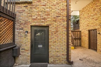 Building Photo - $1,520.95
- 2 bed, 1 bath updated ground floor Condo in Lakewood with In Unit Laundry
