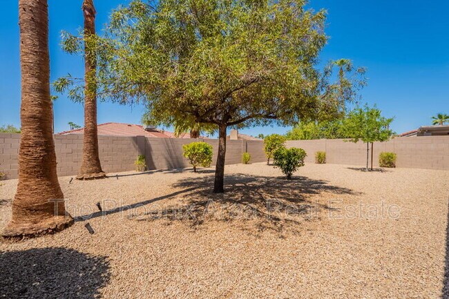 Building Photo - 25818 S Hollygreen Dr