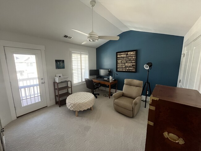 Building Photo - 16 Old Stoney Ln