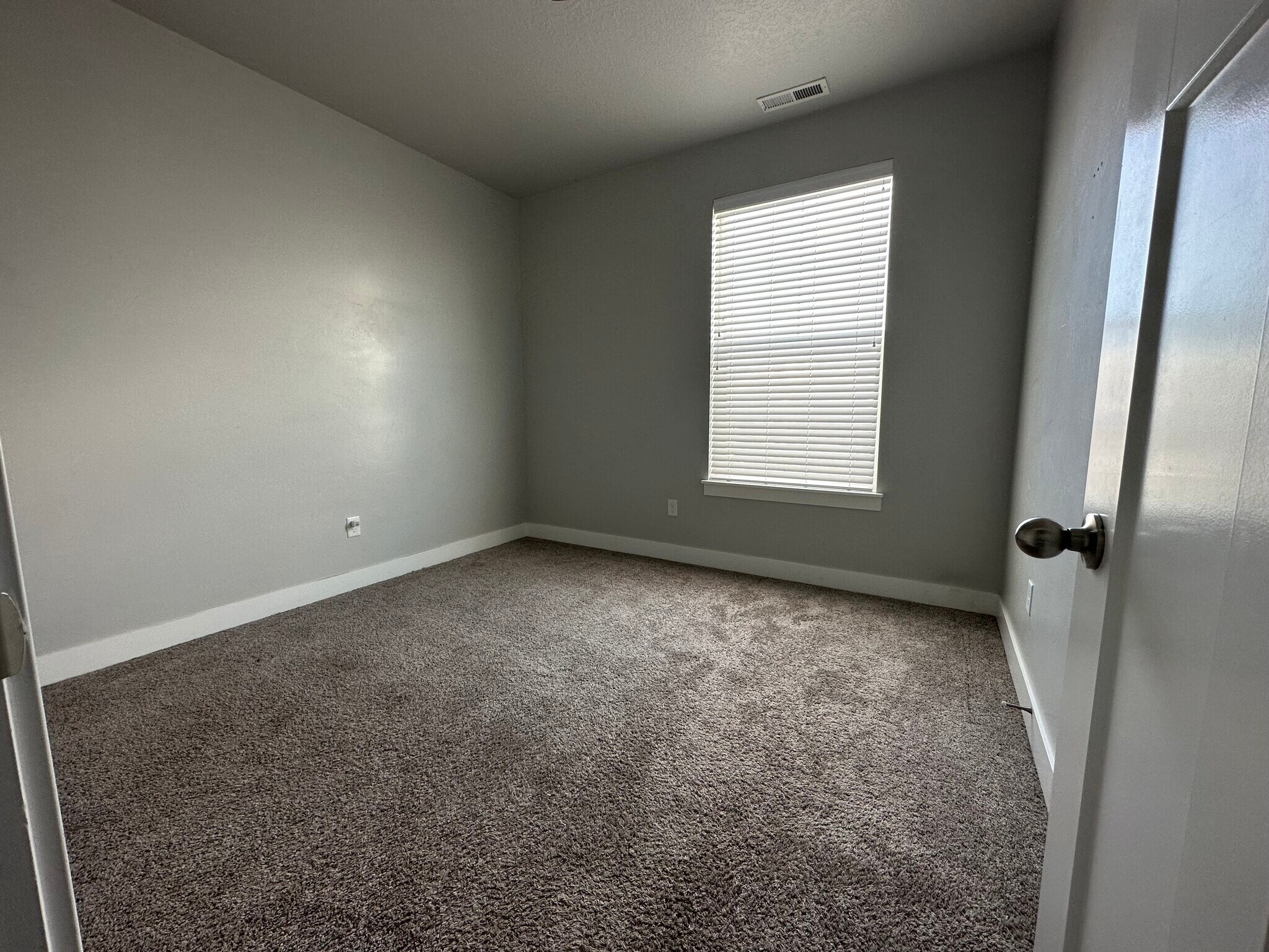 Bedroom - 14637 S McKellen Dr