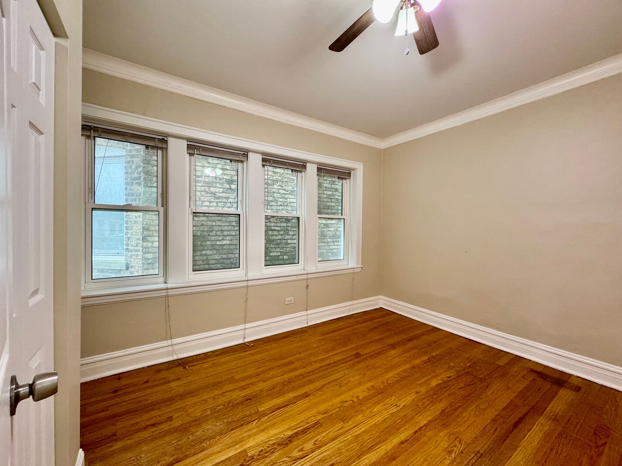 Bedroom #3 - 4831 W Roscoe St