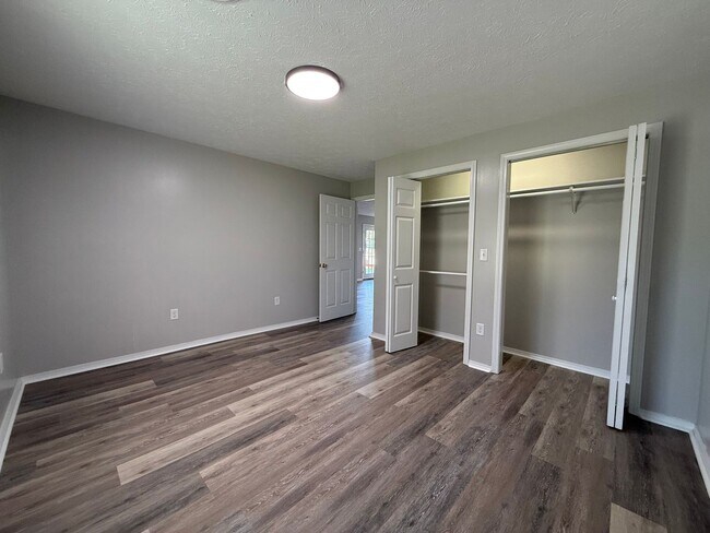 Building Photo - Tusculum Blvd Property