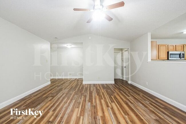 Building Photo - 969 Stonehurst Dr