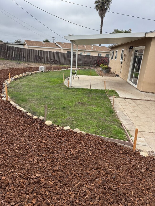 Building Photo - Orcutt Single Story Updated Home is Pet Friendly With Easy Access to 135/VSFB