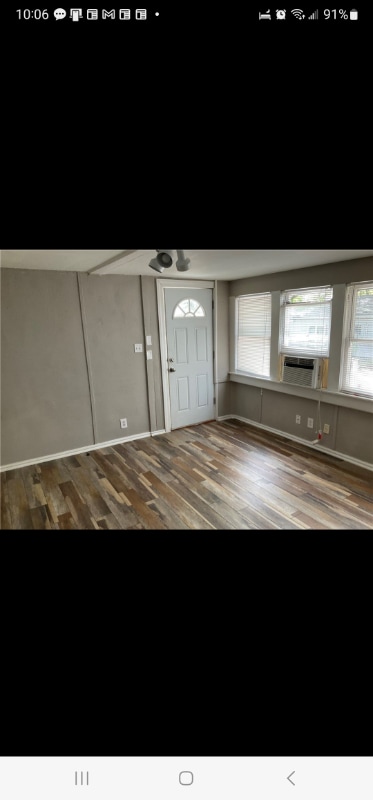 Building Photo - 534 N Pottenger Ave