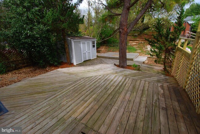 Building Photo - 24815 Cutsail Dr