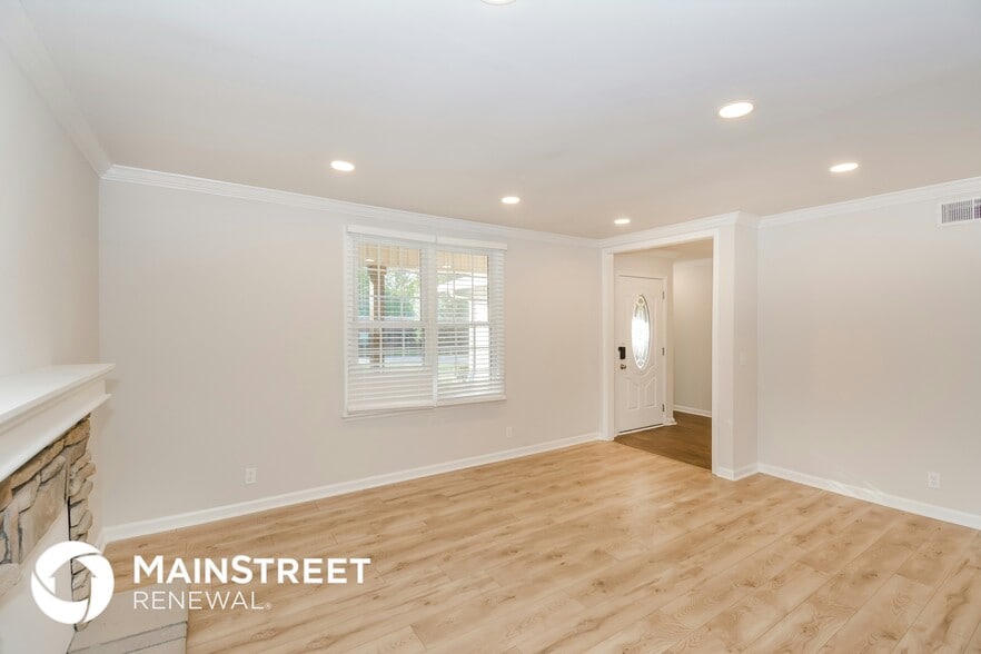 Building Photo - 304 Matterhorn Dr