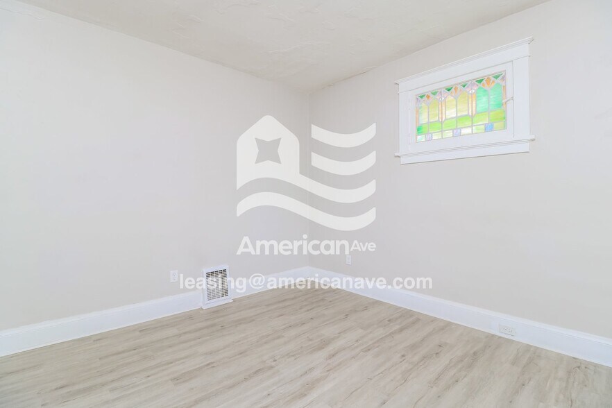 Building Photo - 4442 Bingham Ave