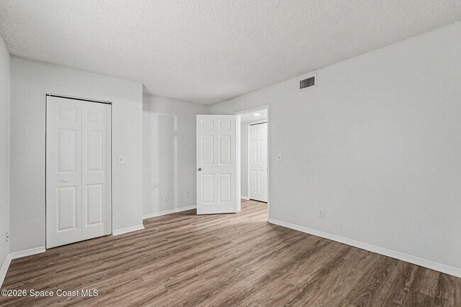 Building Photo - 2181 Agora Cir SE