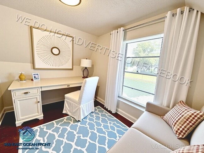 Building Photo - Amazing 4 bedroom / 1 bathroom home available!