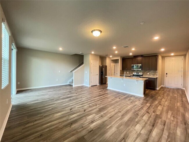 Building Photo - 2475 Sweet Viburnum Wy