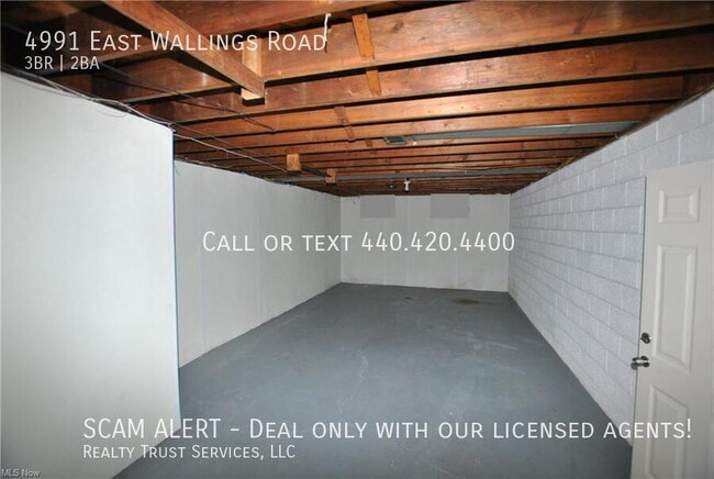 Building Photo - 4991 E Wallings Rd