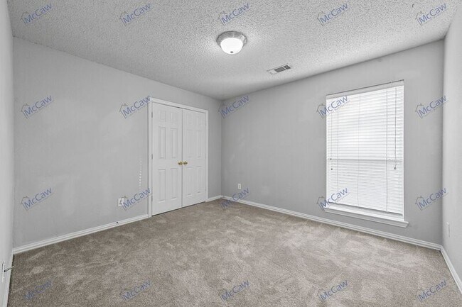 Building Photo - 1201 Rustic Timbers Ln