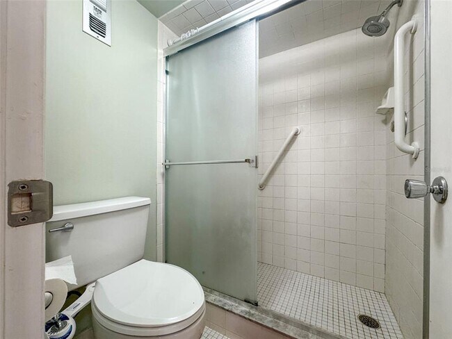 Building Photo - 4902 38th Way S