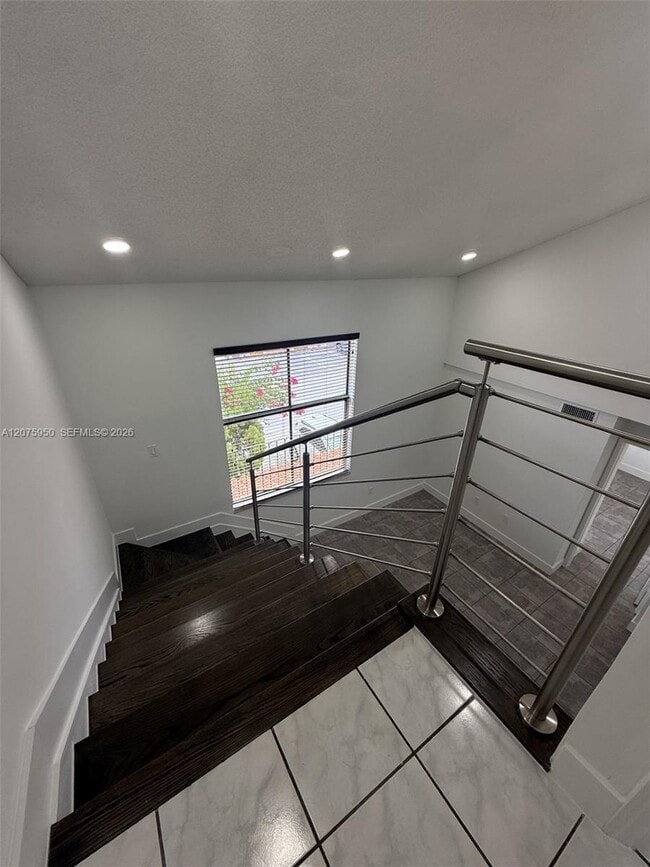 Building Photo - 2775 W 61st Pl
