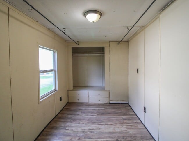 Building Photo - 14 Simpson Rd