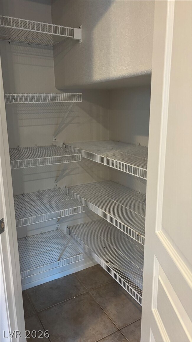 Building Photo - 578 Shewsbury Ave