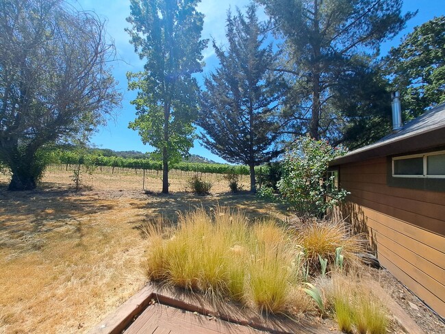 Building Photo - Living that Country Life in Napa - Close t...