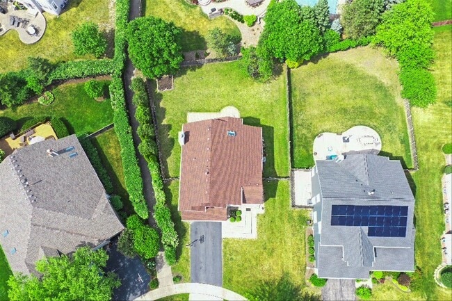 Building Photo - 2227 Avalon Ct S