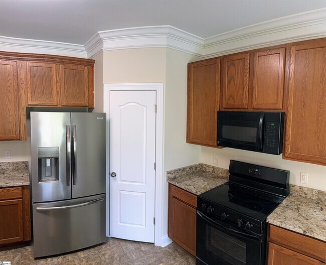 Building Photo - 207 Penrith Ct