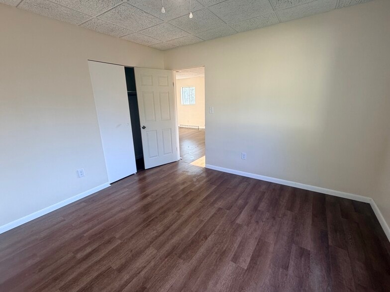 Bed 2 - 330 Bessemer Ave