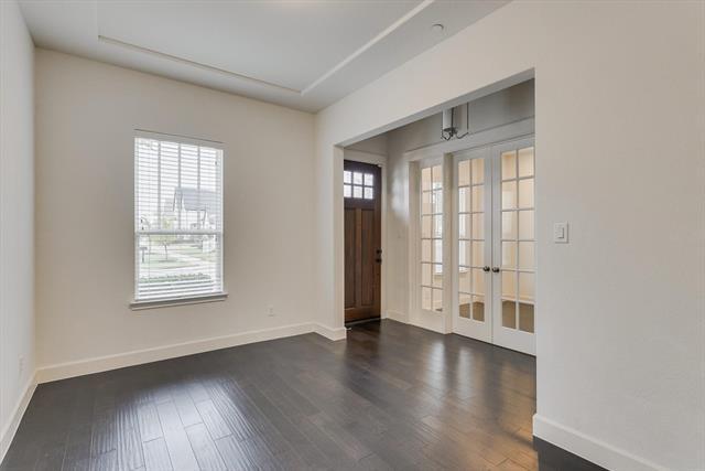 Building Photo - 4064 Washburne Dr