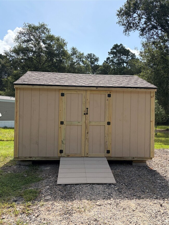 Building Photo - 25 County Rd 3893 W