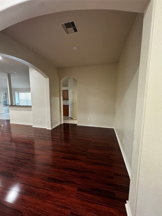 Building Photo - 9311 Camelia Crest Ln