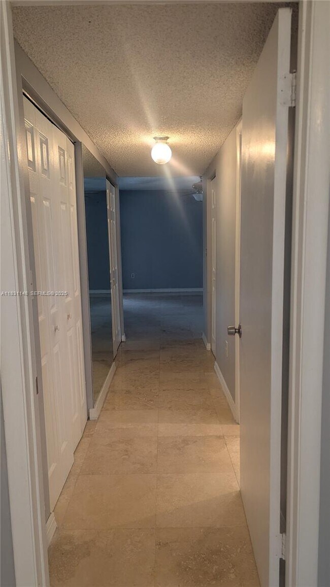 Building Photo - 491 Ives Dairy Rd