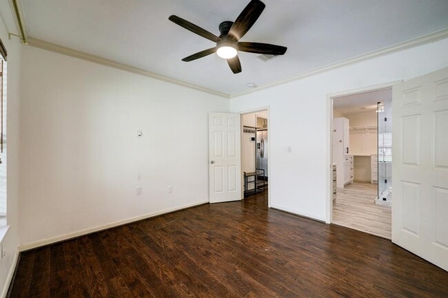 Building Photo - 2207 Stonecrest Dr