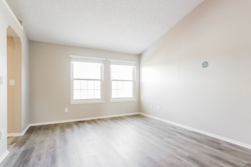 Building Photo - 5097 S Fairplay St