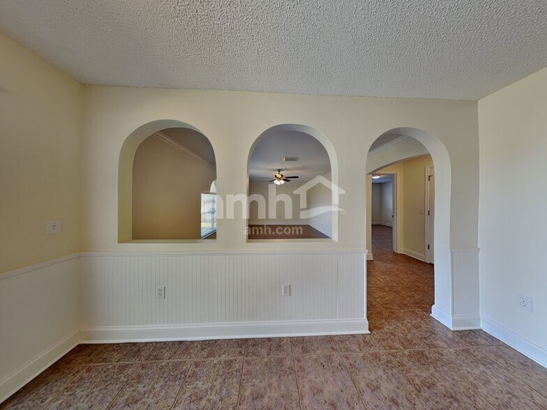 Building Photo - 4315 Stonefield Dr