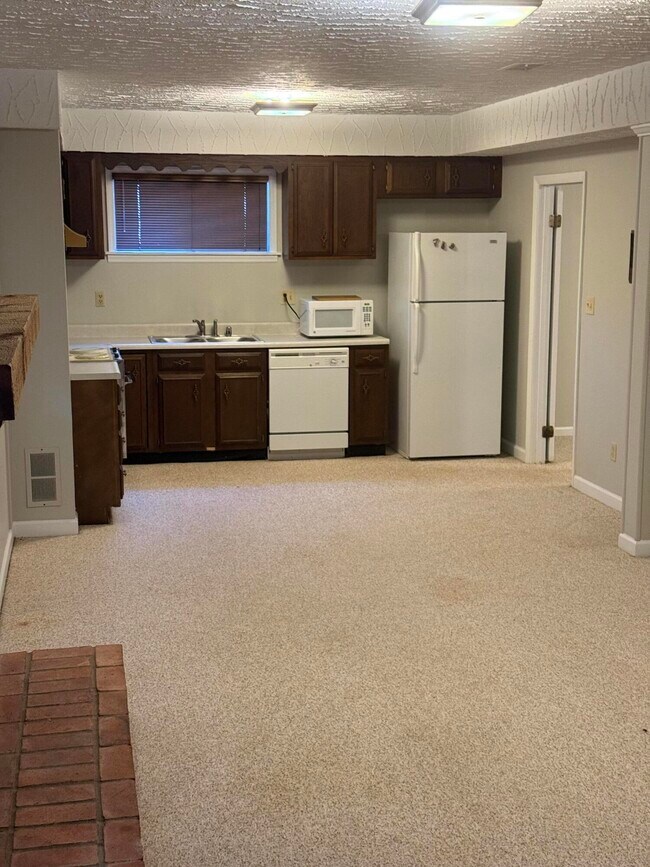 Building Photo - 3487 Ormond Cir