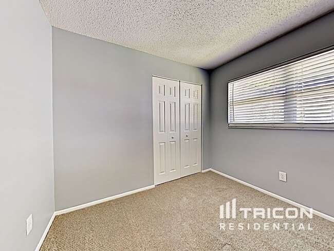 Building Photo - 1631 Spring Lake Dr