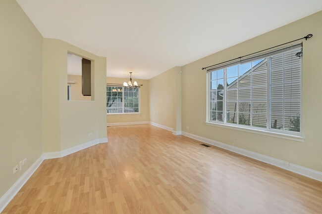 Building Photo - 3184 Impressions Dr