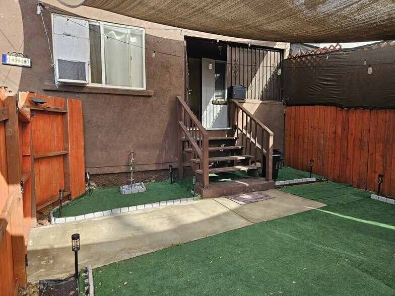 Building Photo - 1347 Pleasant Ave