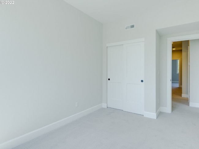 Building Photo - 3815 SE Tenino St