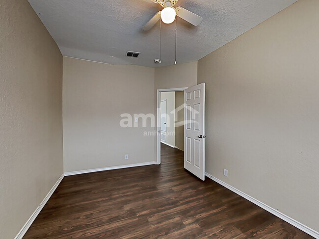Building Photo - 11154 Bold Forbes