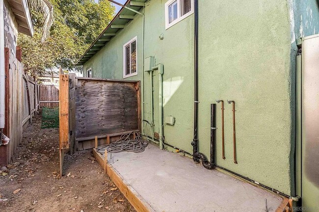 Building Photo - 4039 National Ave