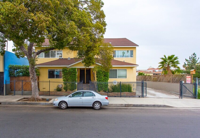 Building Photo - 1650 Winona Blvd