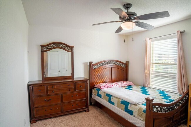 Building Photo - 606 Screech Owl Dr