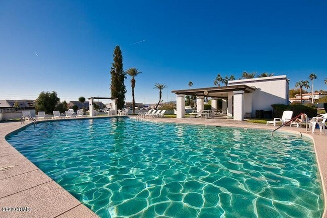 Building Photo - 1861 Montana Vista