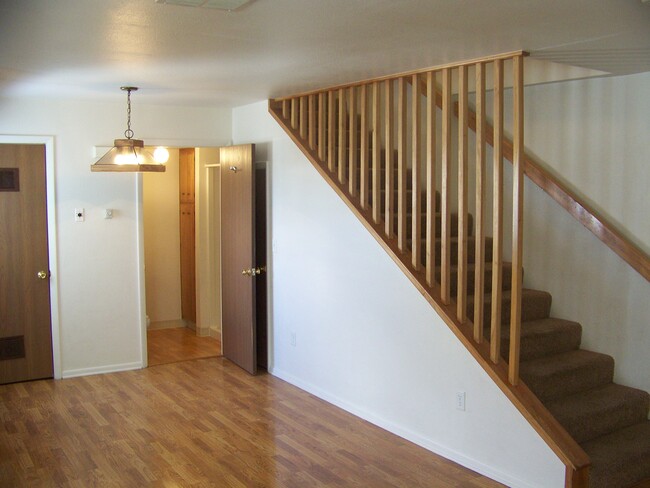 Dining area, Open floor plan - 2164 Frances St