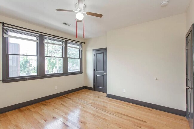 Building Photo - 1826 W Norris St