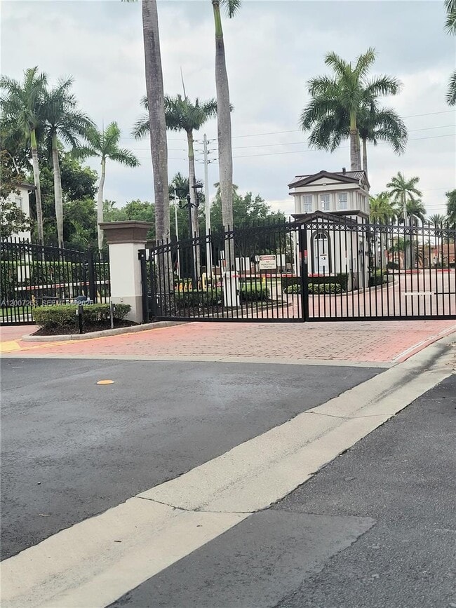 Building Photo - 4331 SW 160th Ave